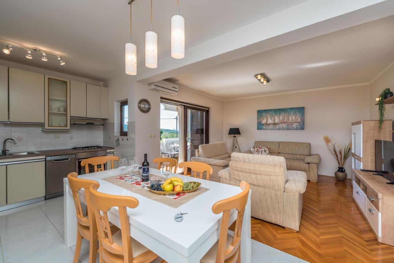 Stedi Apartment Lukoran Kültér fotó