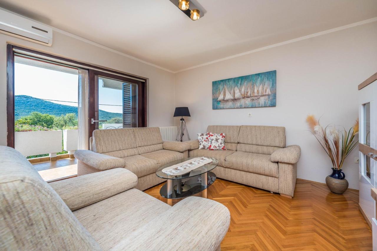 Stedi Apartment Lukoran Kültér fotó