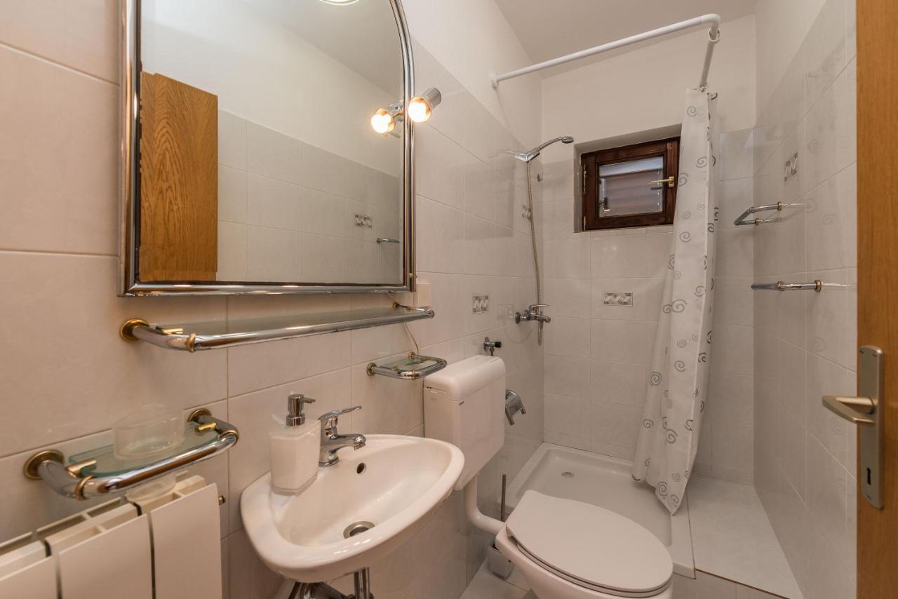 Stedi Apartment Lukoran Kültér fotó